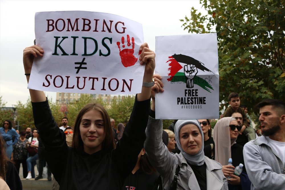 Kosova'da Filistin'e destek gösterisi düzenlendi