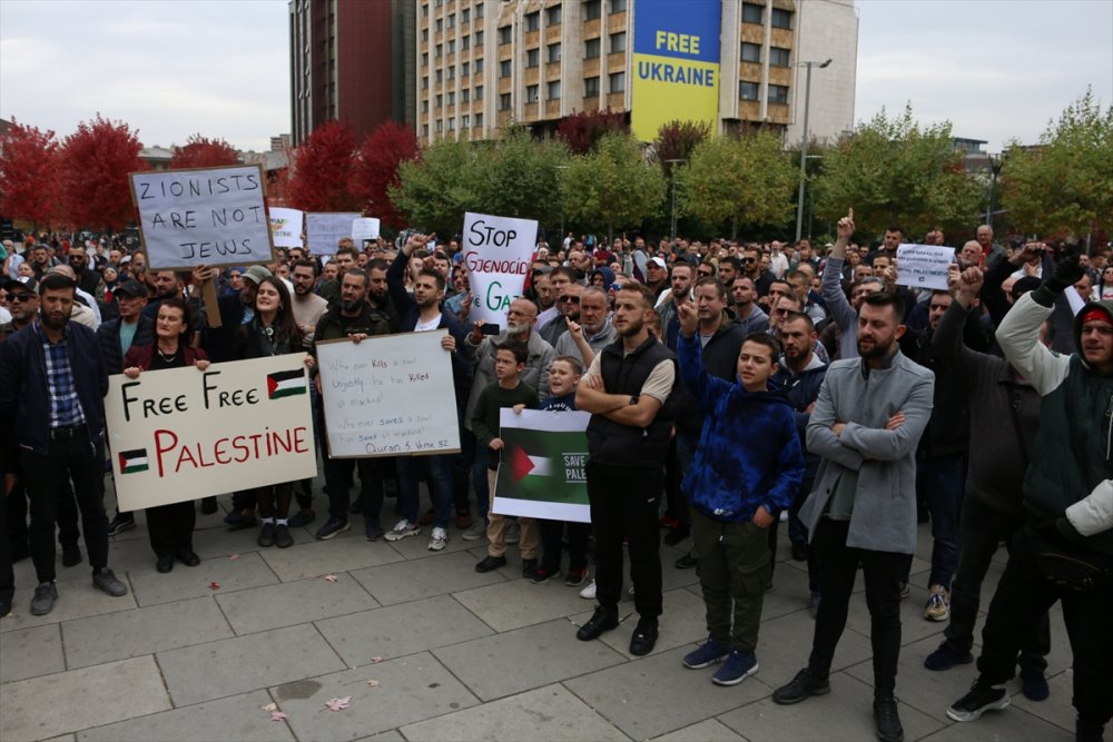 Kosova'da Filistin'e destek gösterisi düzenlendi