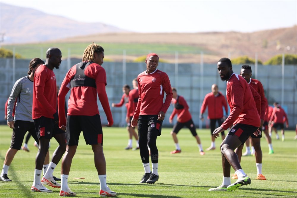 Sivasspor, Kasımpaşa maçının hazırlıklarını tamamladı