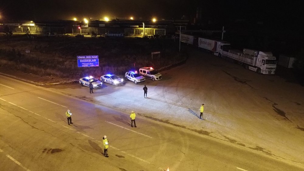 Erzincan'da otobüsler kazalara karşı yolcu gibi seyahat eden polislerce denetleniyor