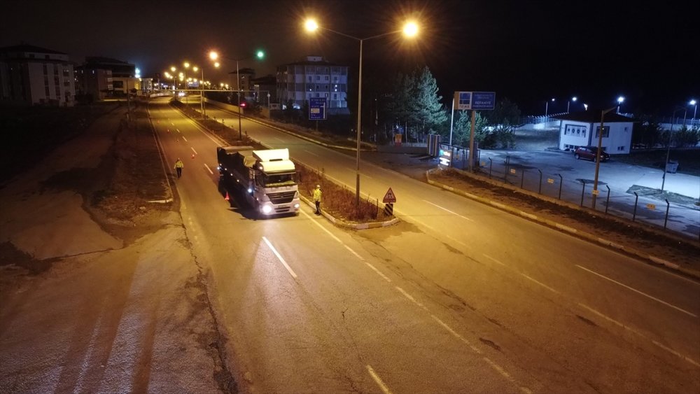 Erzincan'da otobüsler kazalara karşı yolcu gibi seyahat eden polislerce denetleniyor