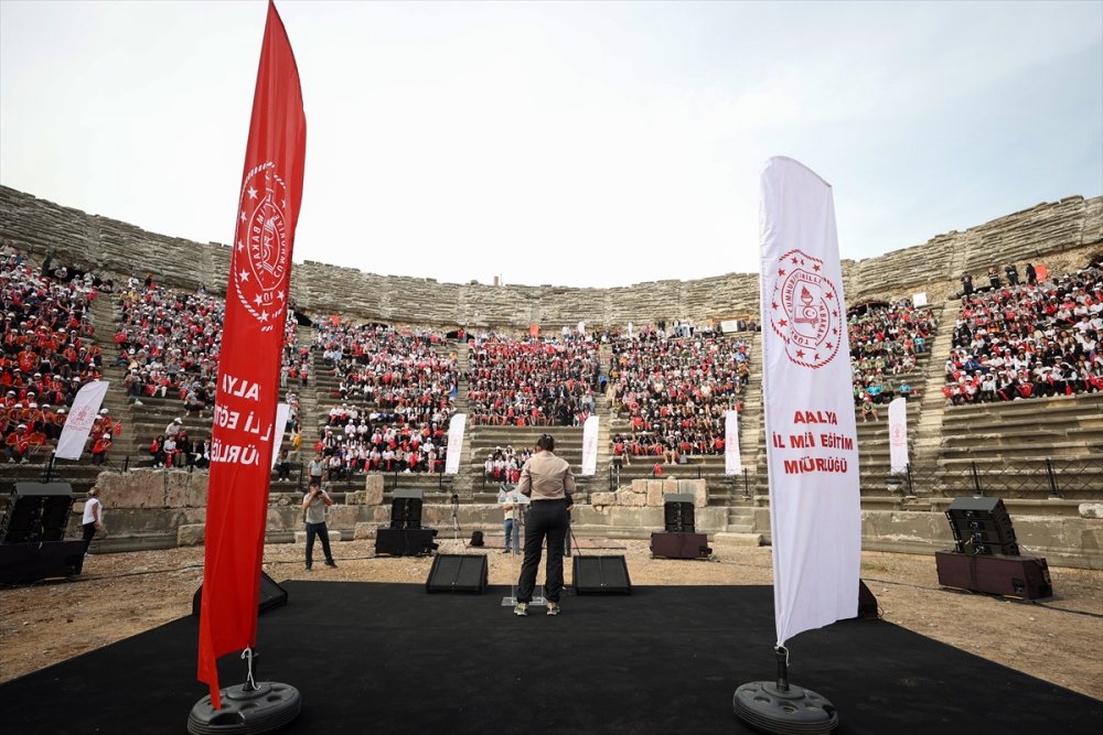Antalya'da "Kültürel Miras Koruyucuları Projesi- UNESCO" programı düzenlendi