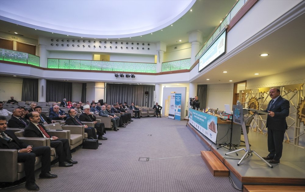 "Hoca Ahmet Yesevi ve Sarı Saltuk'un İzinde Tasavvuf Geleneği Sempozyumu" düzenlendi