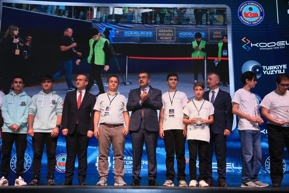 Milli Eğitim Bakanı Tekin, “Yerel yöneticilerin desteğine ihtiyacımız var”