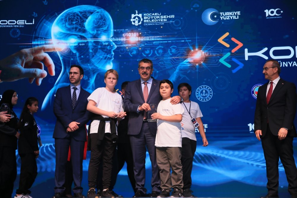 Milli Eğitim Bakanı Tekin, “Yerel yöneticilerin desteğine ihtiyacımız var”