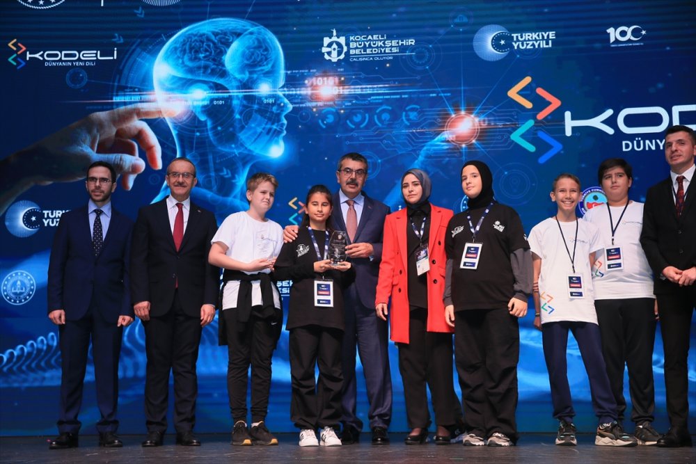 Milli Eğitim Bakanı Tekin, “Yerel yöneticilerin desteğine ihtiyacımız var”