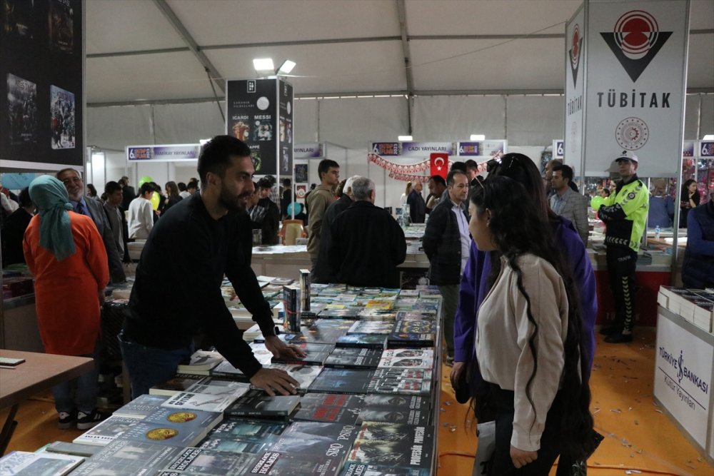 Niğde 6. Kitap Fuarı açıldı