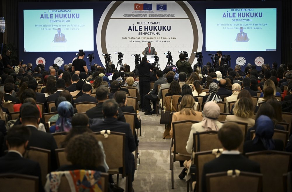 Adalet Bakanı Tunç, Uluslararası Aile Hukuku Sempozyumu'nda konuştu