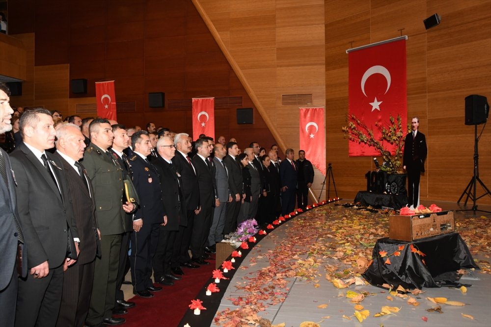 Büyük Önder Atatürk'ü