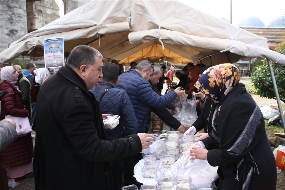 Trakya'daki camilerde Filistinliler için dua edildi