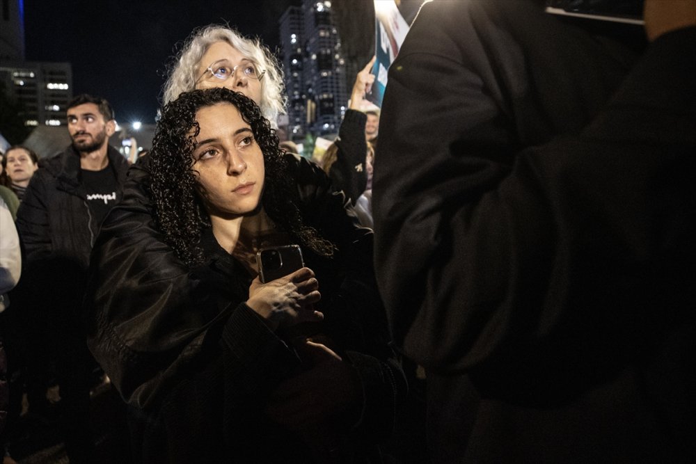 Tel Aviv ve Batı Kudüs’te Netanyahu karşıtı protestolar
