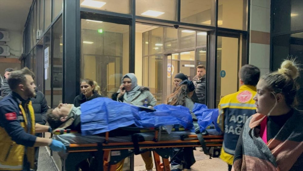 Kocaeli'de istinat duvarından düşen 15 yaşındaki çocuk yaralandı