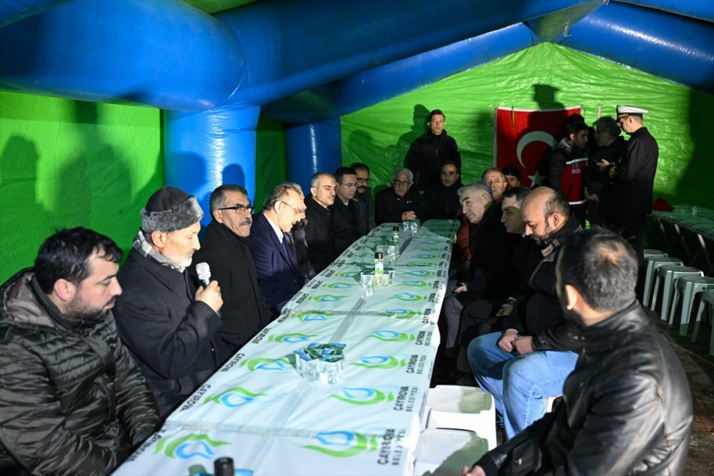 Piyade Uzman Çavuş Samet Aslan'ın baba evine ateş düştü