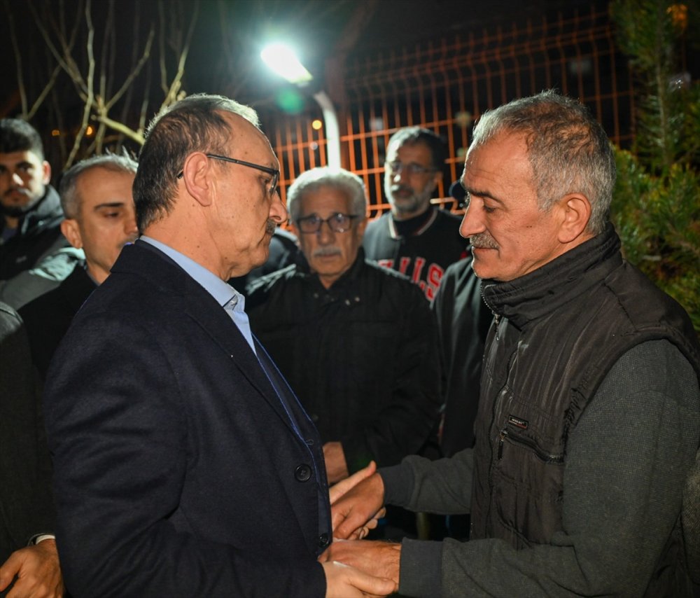 Piyade Uzman Çavuş Samet Aslan'ın baba evine ateş düştü