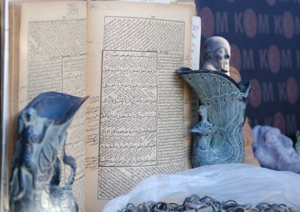 Kırklareli'nde tarihi eser niteliğinde 8 bin 568 obje ele geçirildi