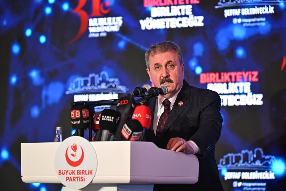 BBP Genel Başkanı Destici, Mahalli Seçim Çalışmaları Değerlendirme Gecesi'nde konuştu: