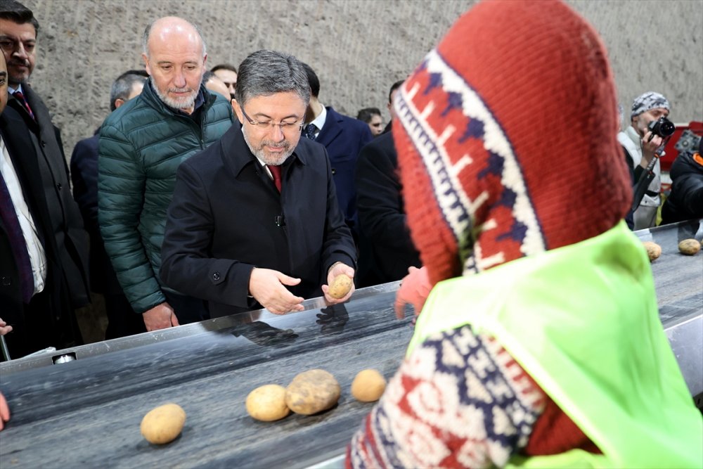 Bakan Yumaklı “Tohumların %97’si Türkiye’de üretilmektedir