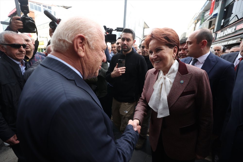 İYİ Parti Genel Başkanı Akşener seçim çalışmalarında bugün Düzce'de idi