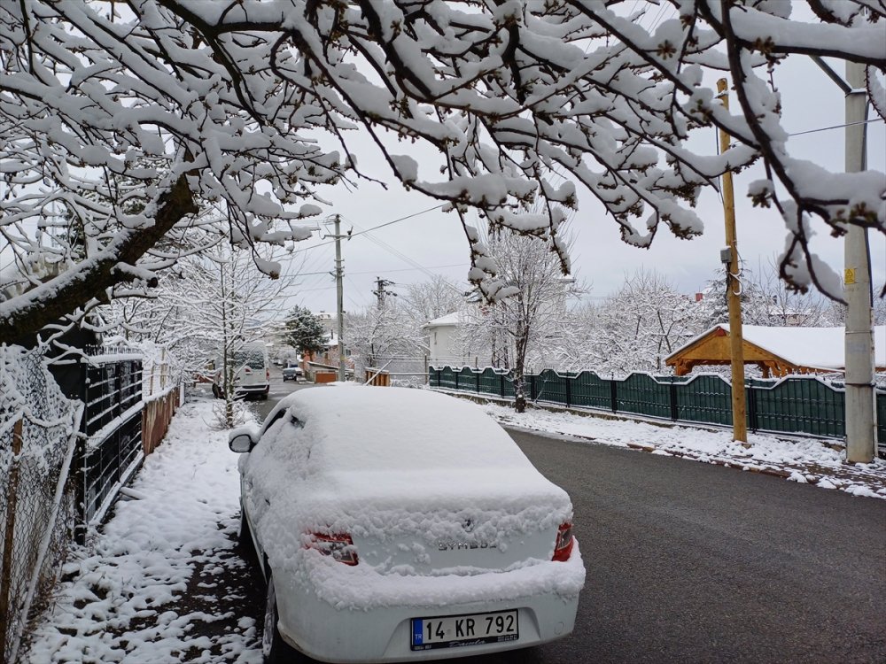 Bolu'nun yüksek kesimleri beyazlara büründü