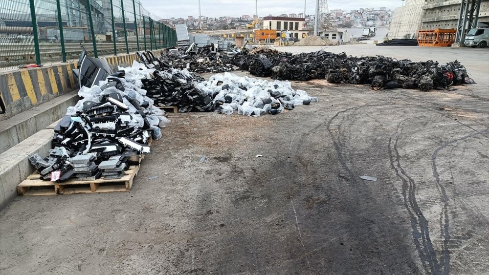 Gümrük muhafaza ekipleri kaçakçılara göz açtırmadı