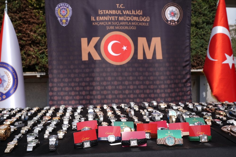 İstanbul'da 10 binden fazla kaçak gözlük, saat ve çanta ele geçirildi