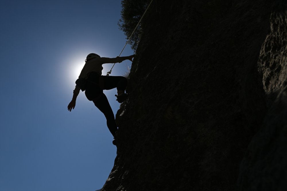Antalya dağcılık ve kaya tırmanışının da vazgeçilmez rotası oldu