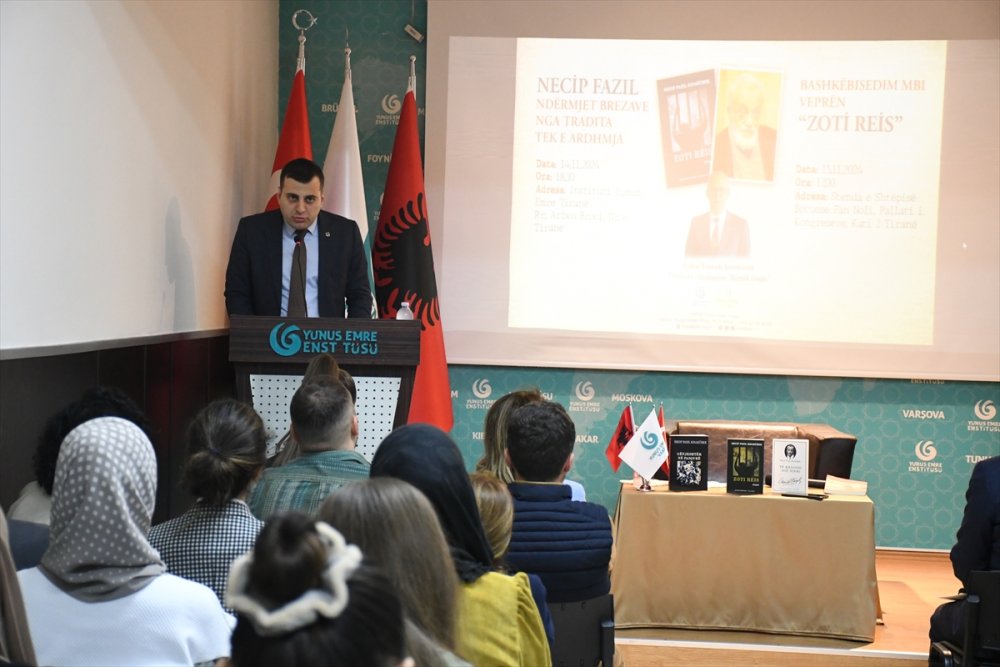 Arnavutluk’ta Necip Fazıl Kısakürek’in hayatı ve eserlerine ilişkin söyleşi düzenlendi