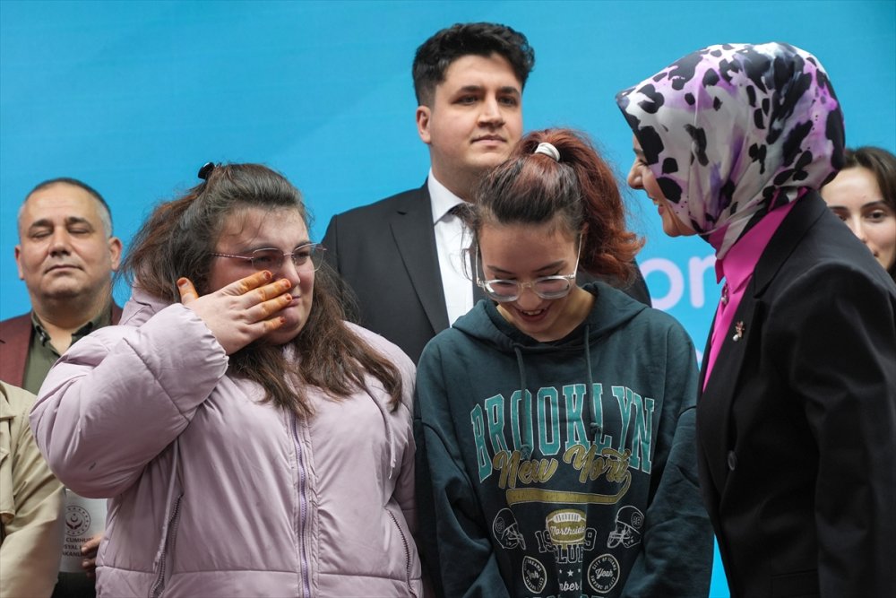 Bakan Göktaş, devlet korumasında yetişen gençlerin kamu kurumlarına atanması töreninde konuştu: