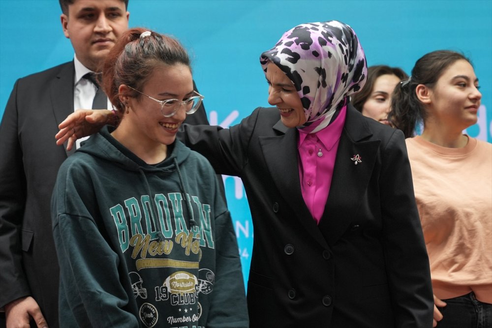 Bakan Göktaş, devlet korumasında yetişen gençlerin kamu kurumlarına atanması töreninde konuştu: