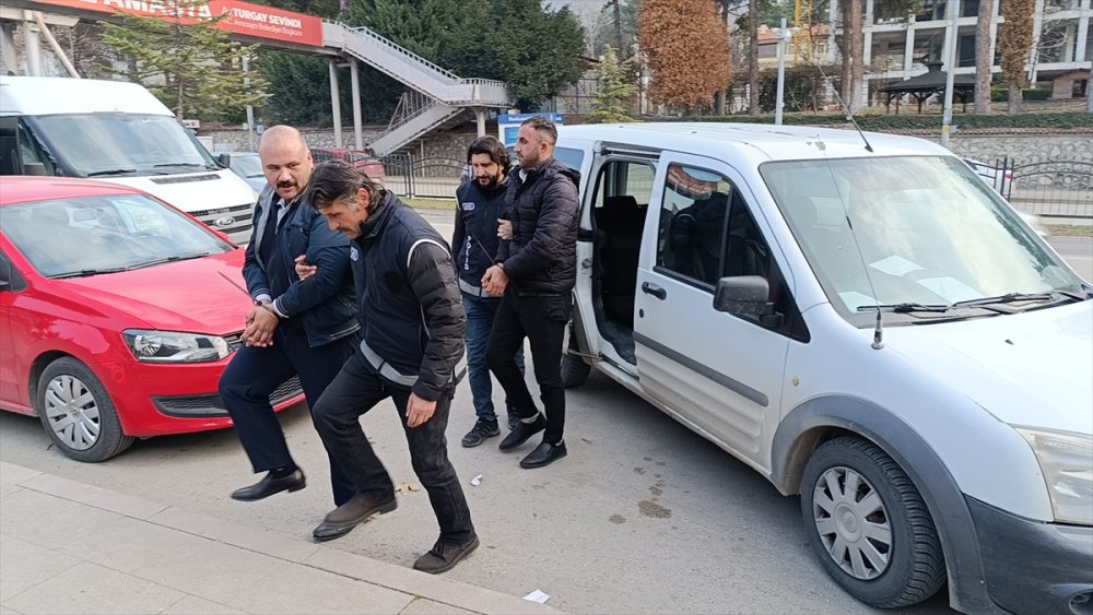 Amasya'da göçmen kaçakçılığı yaptıkları iddiasıyla 2 zanlı tutuklandı