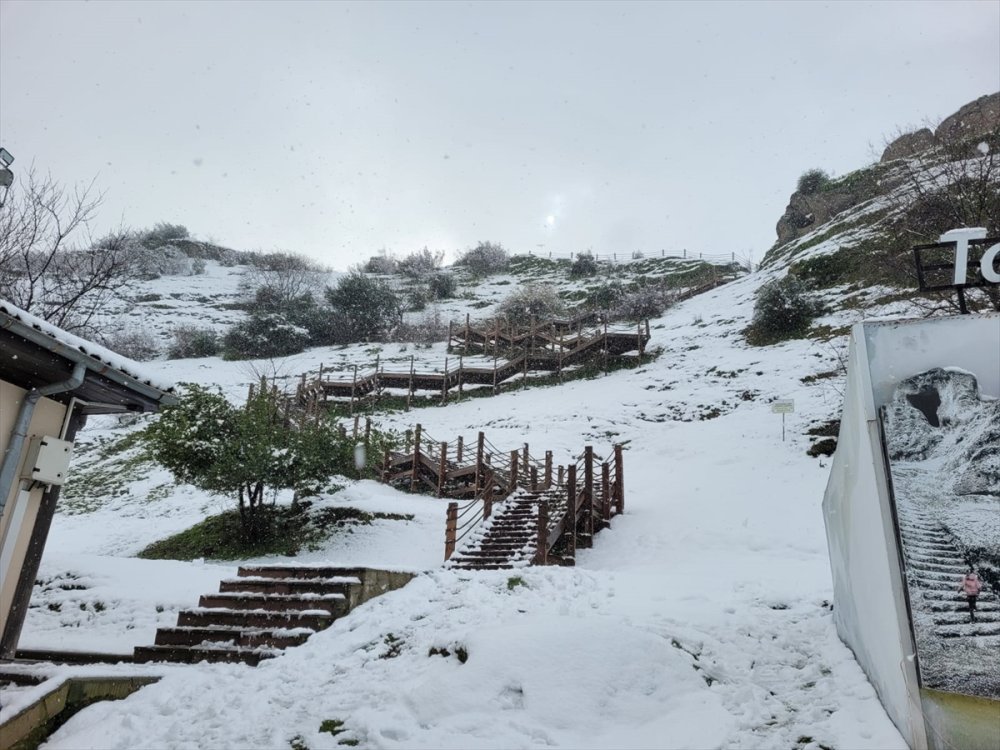 Karadeniz en eski yerleşim alanı Tekkeköy Mağaraları Arkeoloji Vadisi görüntülendi