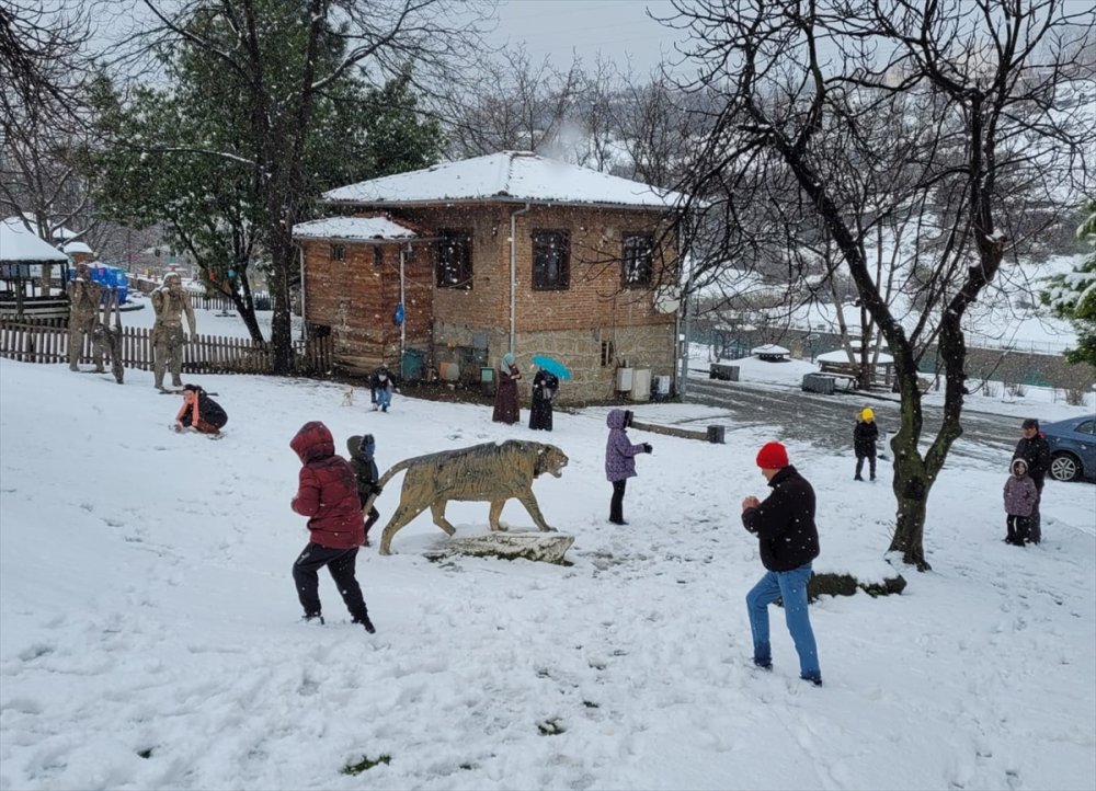 Karadeniz en eski yerleşim alanı Tekkeköy Mağaraları Arkeoloji Vadisi görüntülendi