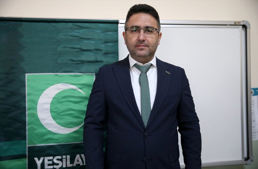 Manisa Yeşillere bürürncü. Okullarda 3'üncü dersin konusu "Yeşilay" oldu