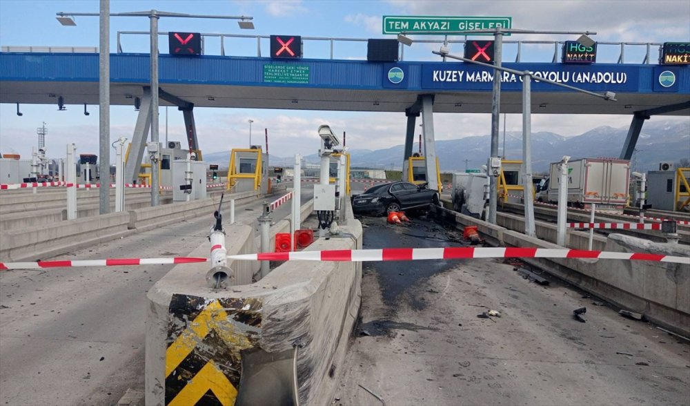 Trafik kazasında Sakarya'da vefat ettiler, Düzce'de defnedildiler.