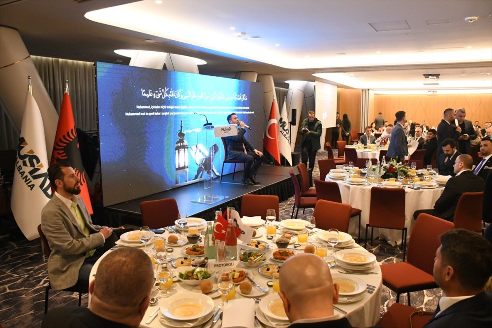 MÜSİAD'IN Arnavutluk'taki iftarı yoğun katılımla gerçekleşti