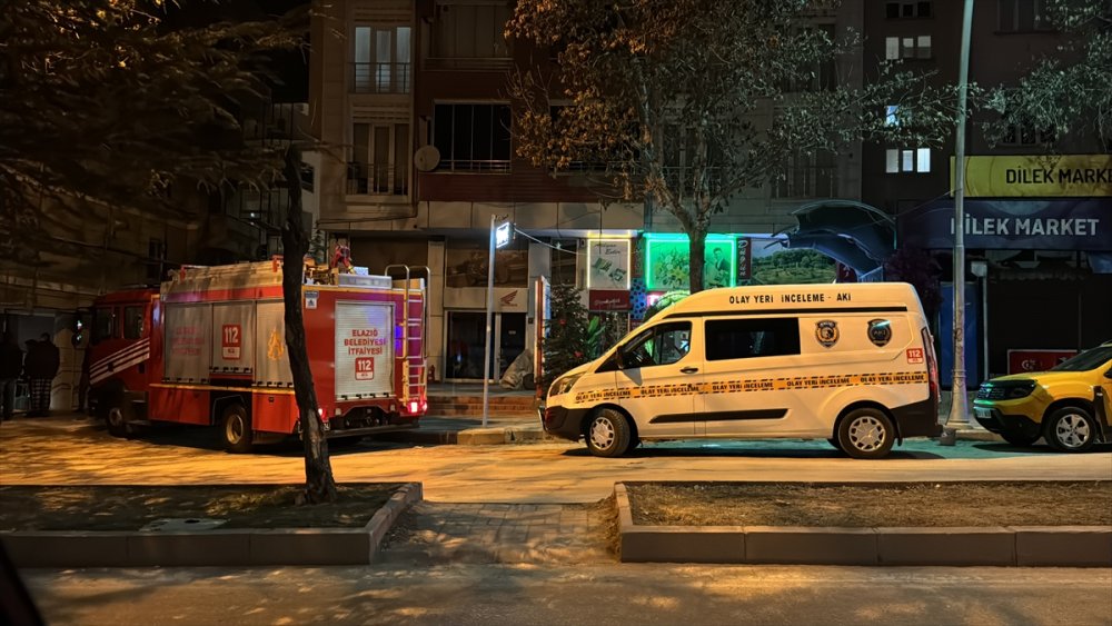 Asansör boşluğuna düştü kurtarılamadı