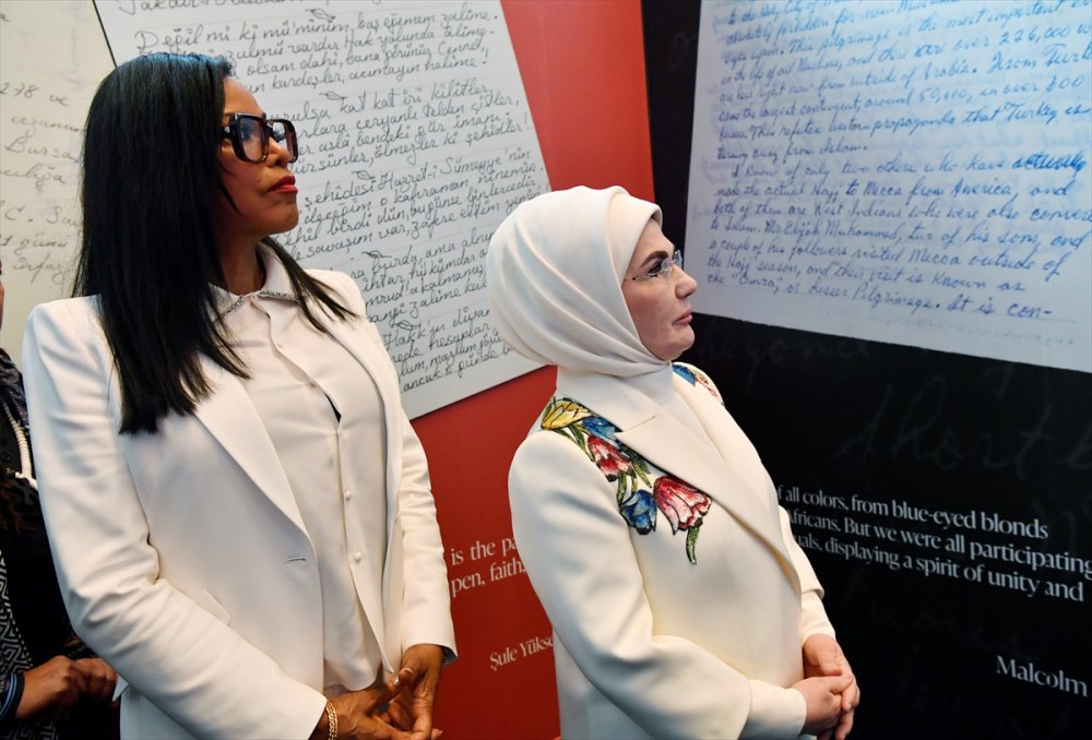 Emine Erdoğan, BM'de Şule Yüksel Şenler ve Malcolm X’in mirasını yaşatacak "Yankılar" sergisini açtı