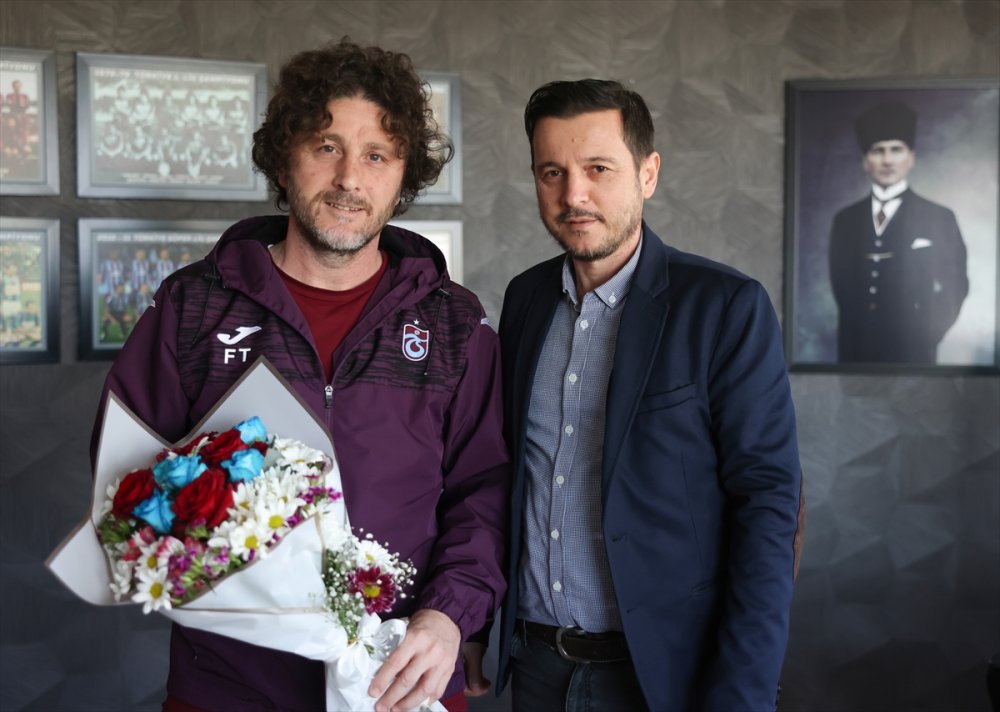 Trabzonspor Teknik Direktörü Fatih Tekke'nin ziyaretçileri vardı