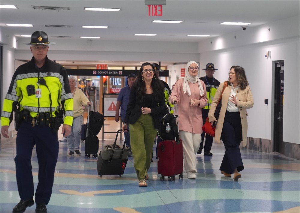 ABD'de serbest bırakılan Rümeysa Öztürk, yaşadığı Massachusetts eyaletine döndü