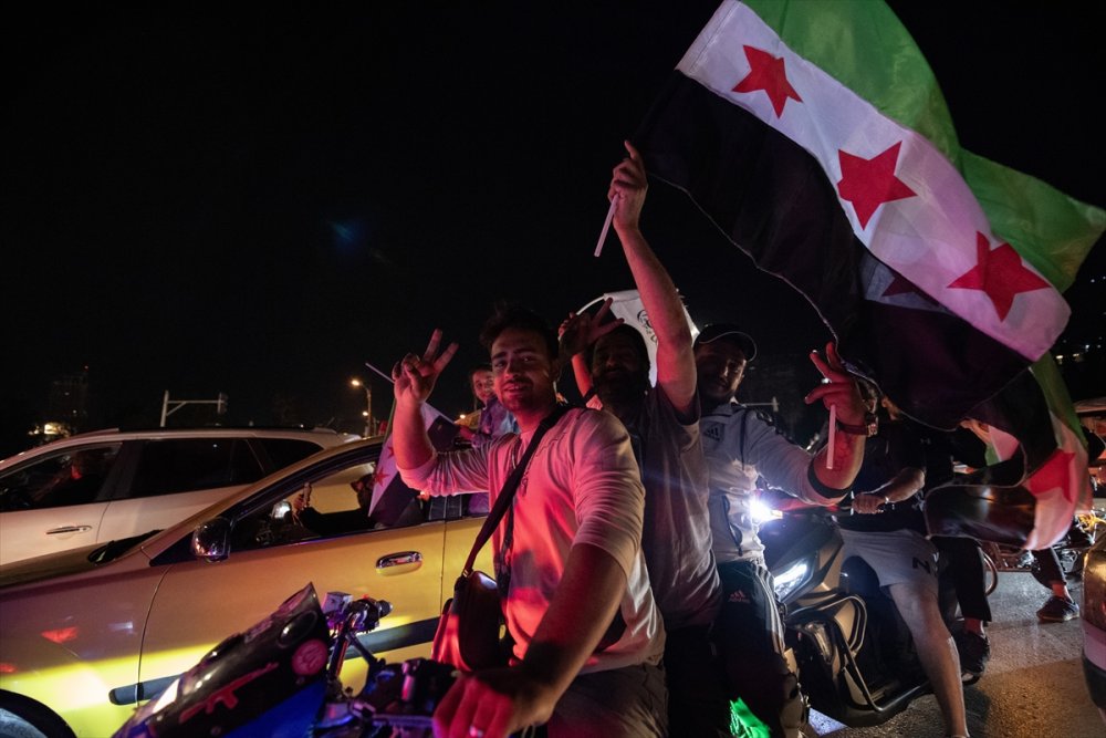 Trump'ın yaptırımların kaldırılması yönündeki açıklaması Suriye'de sevinçle karşılandı