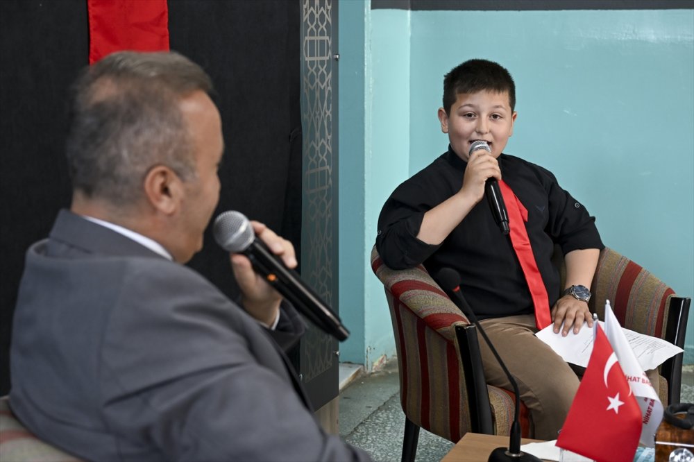 Ankara’daki Küçük radyocular, güncel dünyanın okuldaki sesi oldu