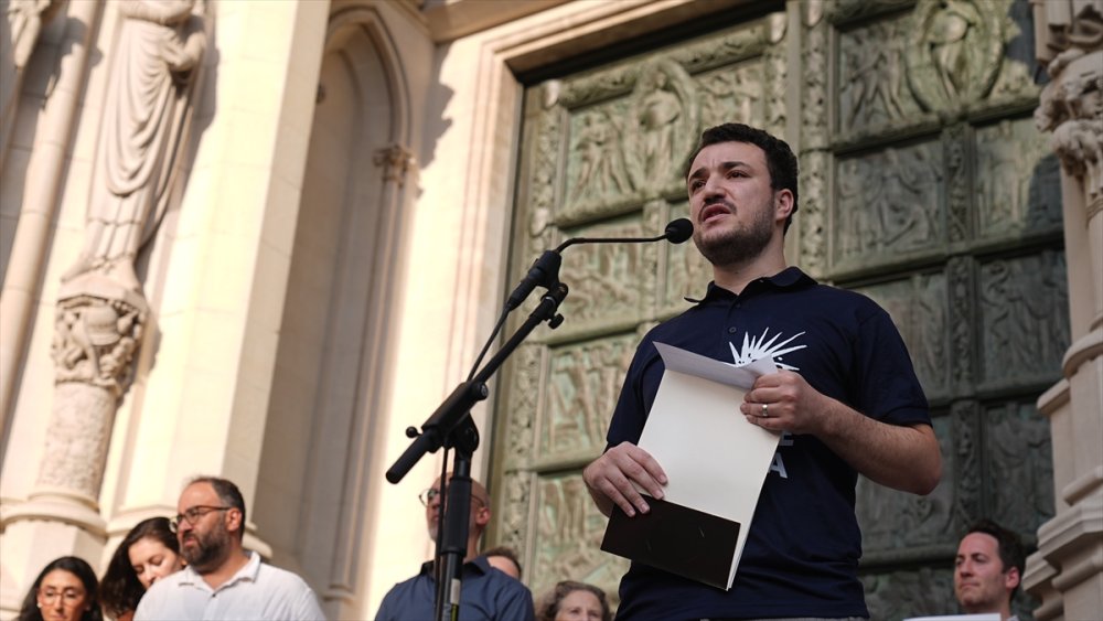 Filistinli aktivist Halil, yaşadıklarına rağmen Filistinlilerin haklarını savunacağını söyledi