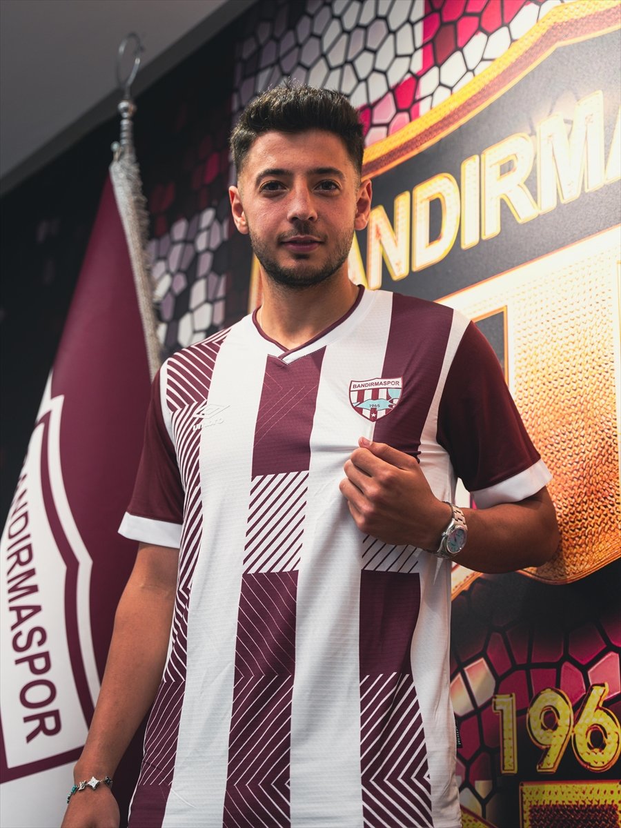 Süper Lig hedefindeki Bandırmaspor, Muhammed Gümüşkaya'yı kadrosuna kattı