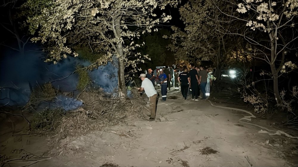 Kocaeli'de ormanlık alanda çıkan yangın kontrol altına alındı