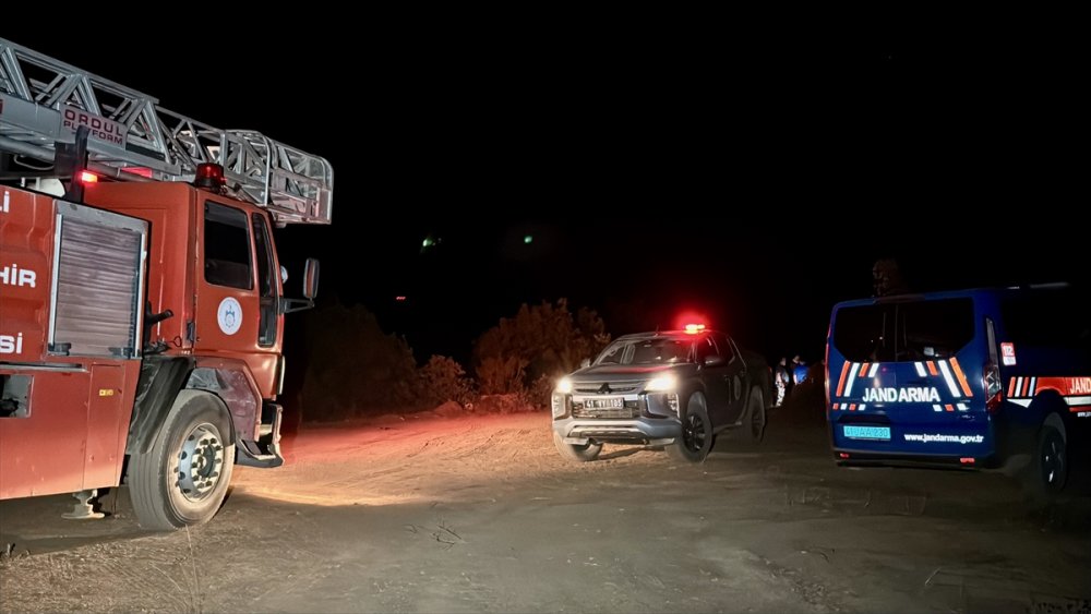 Kocaeli'de ormanlık alanda çıkan yangın kontrol altına alındı