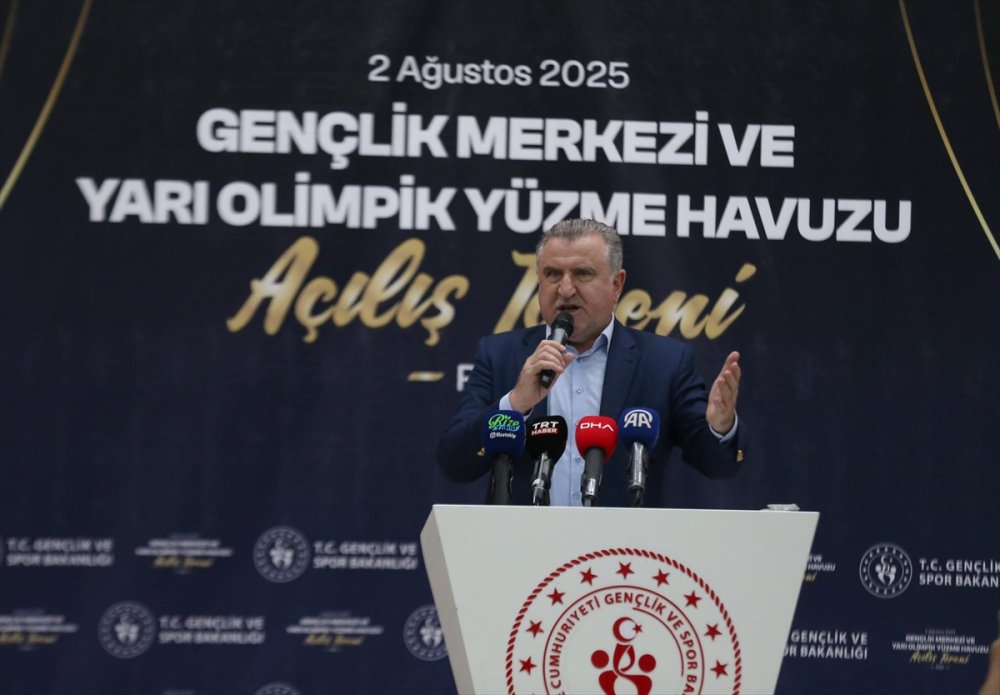 Gençlik ve Spor Bakanı Bak, - "Biz hep beraber bu ülkenin gelişmesi için birlikte çalışmaya devam edeceğiz"