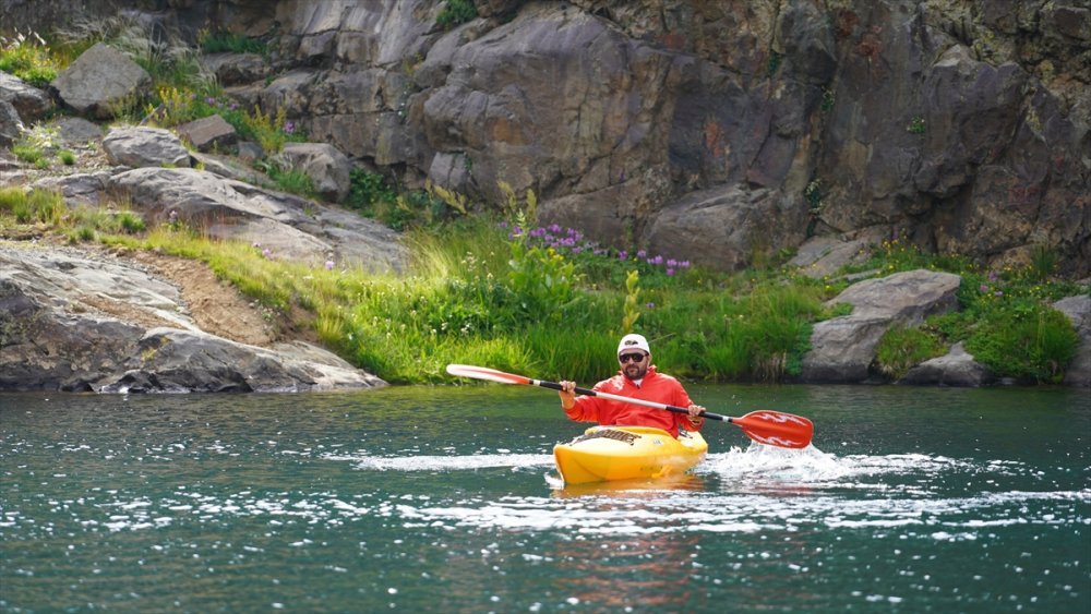 Gümüşhane Torul’da Artabel Gölleri'nde kano etkinliği