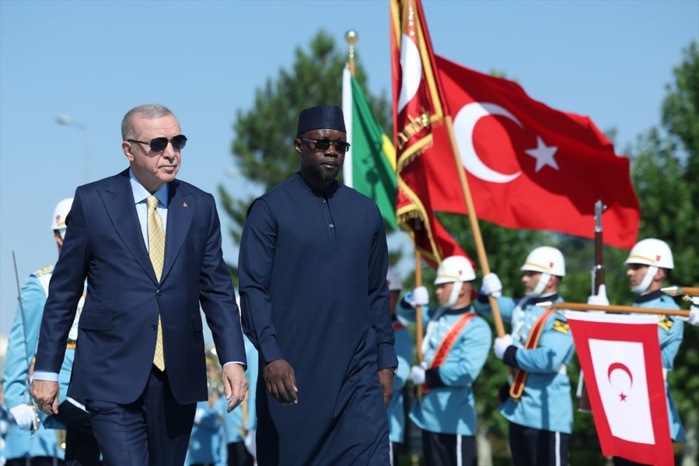 Cumhurbaşkanı Erdoğan, Senegal Başbakanı Sonko ile görüştü