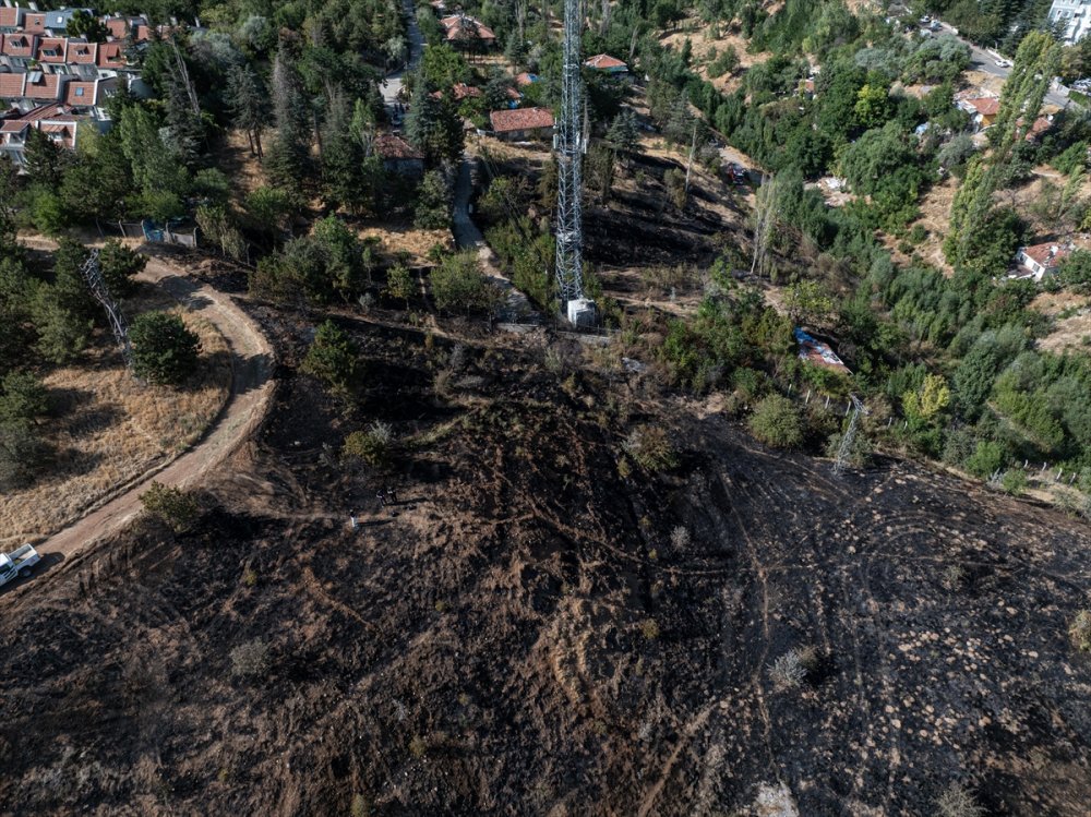 Çankay’da çalılık alanda çıkan yangın söndürüldü