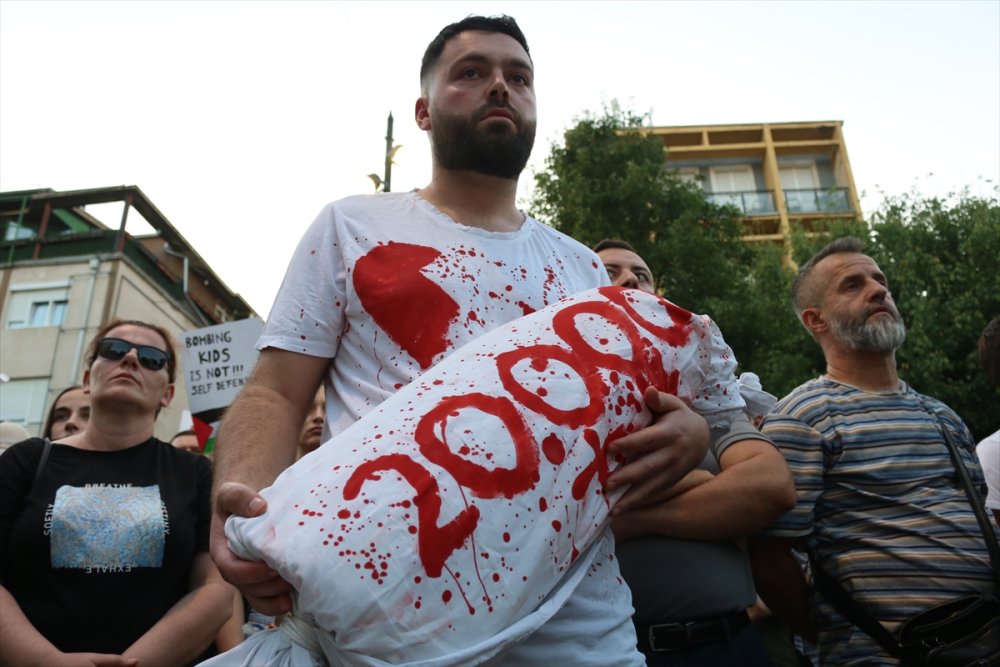 Kosova'da Filistin'e destek gösterisi düzenlendi